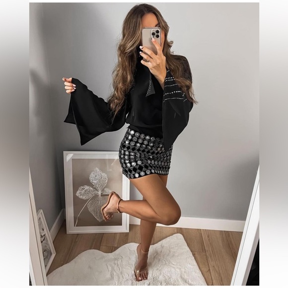 Zara rhinestone velvet skirt - Picture 3 of 16